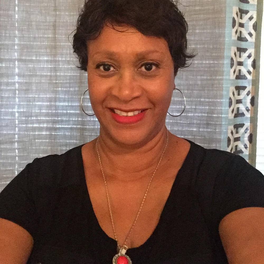 Meet your Posher, Brenda